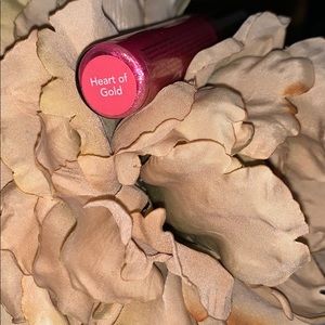 Heart of Gold Lipsense